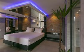 Suite Bangalo 3*